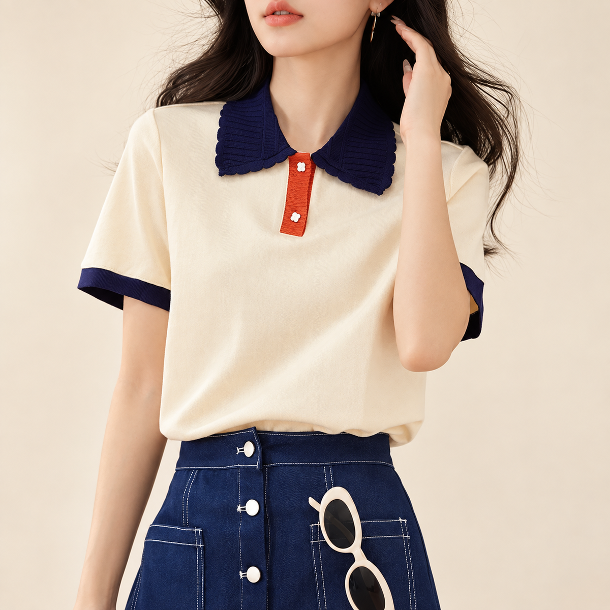 Evelyn Contrast Collar Short-Sleeve Knit Top